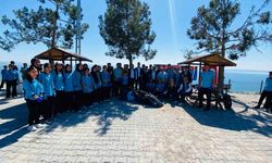 Samsat’ta protokol ve öğrenciler doğa temizliği yaptı