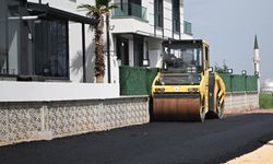 Sarımeşe Mahallesi’ne 750 tonluk asfalt