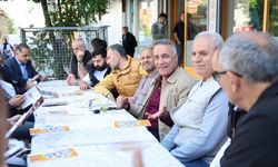Sultangazi Belediye Başkanı Dursun esnafla kahvaltı sofrasında