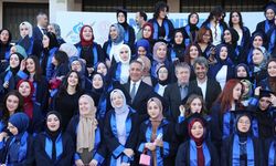 Sultangazili Gençlerin mezuniyet heyecanı