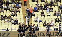 Trendyol Süper Lig: Fenerbahçe: 0 - Konyaspor: 1 (Maç devam ediyor)
