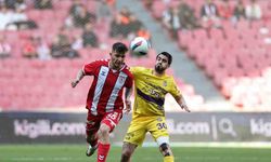 Trendyol Süper Lig: Samsunspor: 1 - Eyüpspor: 0 (İlk yarı)