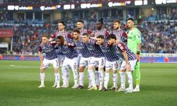Trendyol Süper Lig: Trabzonspor: 0 - Galatasaray: 0 (İlk yarı)