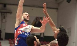 Türkiye Sigorta Basketbol Süper Ligi: Aliağa Petkimspor: 83 - Onvo Büyükçekmece : 82