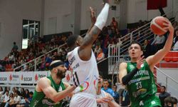 Türkiye Sigorta Basketbol Süper Ligi: Aliağa Petkimspor: 86 - Bursaspor: 95