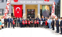 Vali Toros:" Bir kahramanın mirasına, sadakatin ifadesidir"