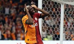 Victor Osimhen sezonu 37 golle tamamladı