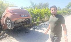 Virajı alamayan araçlar bahçeye uçuyor
