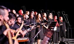 Yeşilyurt Kent Konseyi Kadın Korosunun ‘Anneler Günü’ konseri büyük ilgi gördü