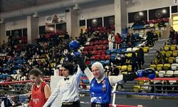 Zonguldaklı sporcu Muay-Tai yarışmasında birinci oldu