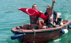 İzmir’in gururu Tuna bir kez daha tarih yazdı... Tuna, 'Manş' hedefine ulaştı!