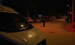 17 yaşındaki genç, tanımadığı şahıslar tarafından bıçaklandı
