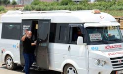 Adana’da tahliyeler başladı: Cezaevinden çıkanlar yakınlarıyla hasret giderdi