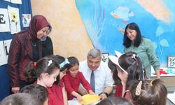 Afyonkarahisar’da minik eller keçeye hayat verdi