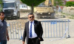 Akdağmadeni’nde sıcak asfalt çalışmaları başladı