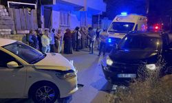 Alkollü sürücü park halindeki araca çarptı