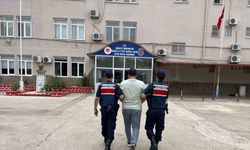 Aranan şahıslar jandarmadan kaçamadı