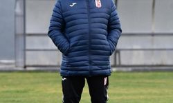 Balıkesirspor’da İsmail Ertekin ile yollar ayrıldı