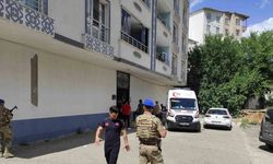 Batman’da psikolojik sorunları olan şahıs, tahra ile ailesini rehin aldı