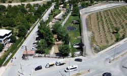Battalgazi Belediyesi’nden Çınar Park’ta temizlik çalışması
