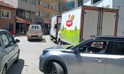 Bilecik’te toptancıların gelişi güzel parkları sürücüleri çileden çıkarıyor