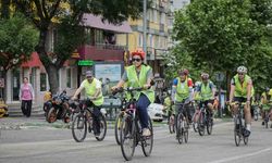 Bisikletliler, farkındalık için pedal çevirdi