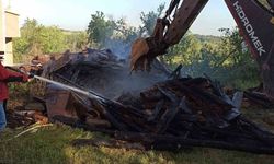 Bolu’da ahşap samanlık küle döndü