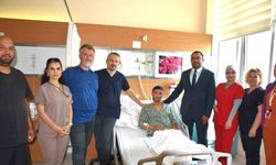 Çanakkale’de ilk kez denen cerrahi yöntemle 15 yaşındaki çocuğun kalbindeki delik kapatıldı