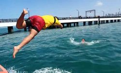 Cankurtaranlar Karadeniz’in hırçın sularında hayat nöbetinde