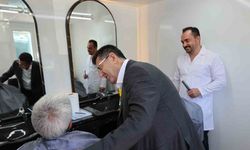 Çekmeköy Belediyesi’nden anlamlı hizmet: Mobil kuaför yollarda