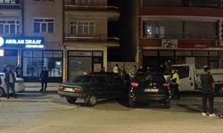 Çorum’da iki otomobil çarpıştı: 1 yaralı