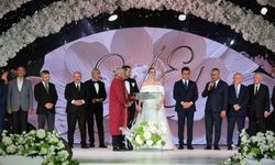 Çorum’daki düğün ünlüler geçidine sahne oldu