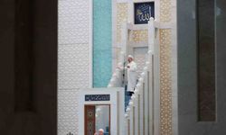 Diyanet İşleri Başkanı Erbaş, Ahmet Hamdi Akseki Camii’nde hutbe okudu