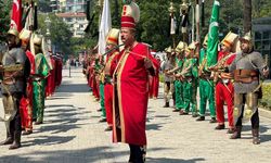Dolmabahçe Sarayı’nda mehteran gösterileri başladı