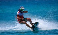 Dünya Motosurf Şampiyonası Çeşme’de renkli görüntülerle start aldı