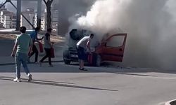 Ereğli’de seyir halinde hafif ticari araç alev alarak yandı