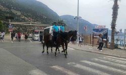 Fethiye’de atlı jandarma timi göreve başladı