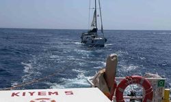Fethiye’de makine arızası nedeniyle sürüklenen tekne kurtarıldı