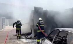 Galatasaray Konteyner Kent’te yangın: 5 konteyner ile 1 araç yandı