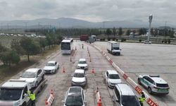 Gaziantep’te otoyolda kural ihlali yapan 99 araca 178 bin TL ceza