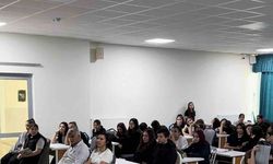Gençlere bilinçli teknoloji kullanımı eğitimi