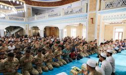 Hakkari Ulu Cami’de şehitler için dualar yükseldi