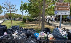 İşçilerin grevi, İzmir’in çöp çilesi devam ediyor