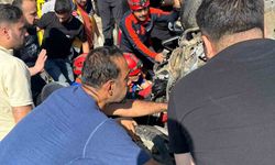 İstinat duvarına çarpan araçta sıkışan 2 kişi kurtarıldı