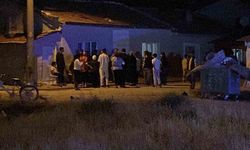 Kalabalık grup arasında çıkan kavga mahallede paniğe neden oldu