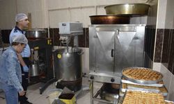 Karacabey Zabıtası’ndan gıda güvenliği için bayram mesaisi