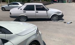 Karaman’da otomobiller çarpıştı: 4 yaşındaki çocuk yaralandı