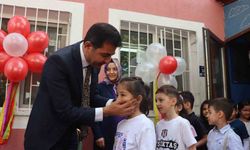 Kayseri’de eş zamanlı bayramlaşma programı: 100 bin öğrenci aynı anda bayramlaştı