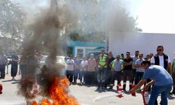 Kepez’de belediye personeline uygulamalı yangın eğitimi