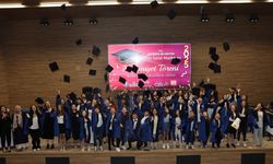 Kültür Sanat Akademisi ilk mezunlarını verdi